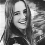 Professeure bilingue propose des cours d’anglais personnalisés pour tous niveaux.